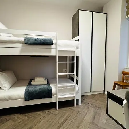 Apartman Bllok A Tirana